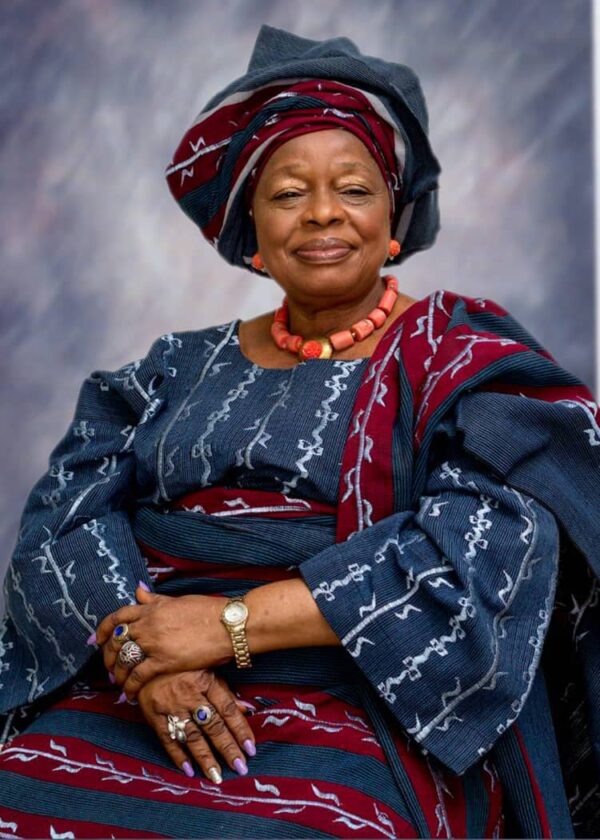 CHIEF (MRS) ALABA LAWSON. MFR FIoD